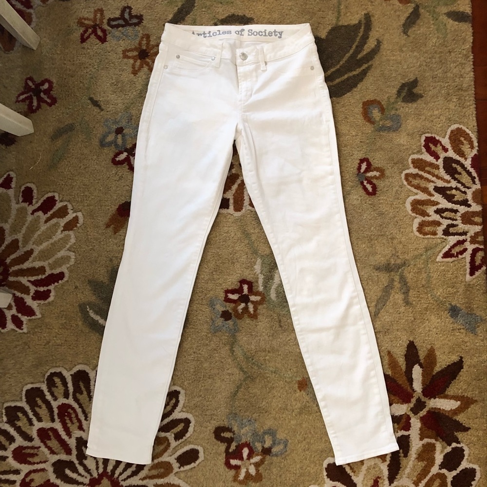 Article of Society White Skinny Jeans Size 29